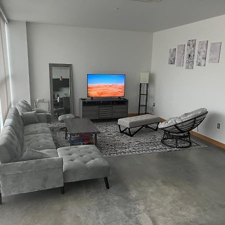 "Arrons Place" At The Griswold Détroit Extérieur photo