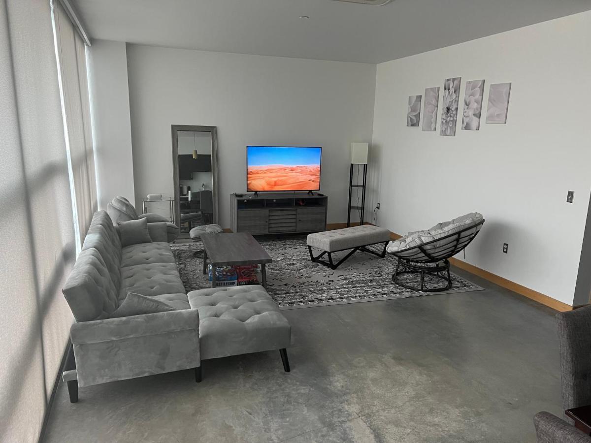 "Arrons Place" At The Griswold Détroit Extérieur photo